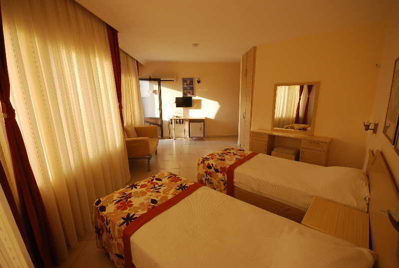 Malhun Hotel Фетие Екстериор снимка