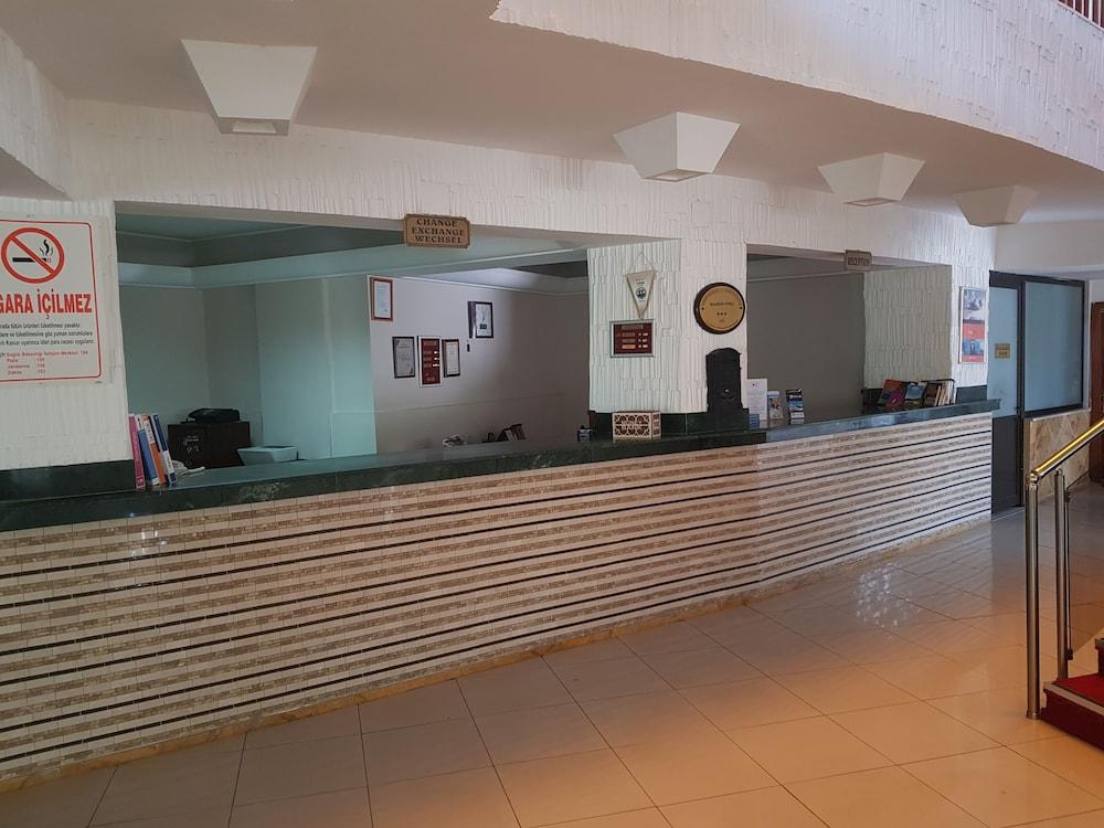 Malhun Hotel Фетие Екстериор снимка