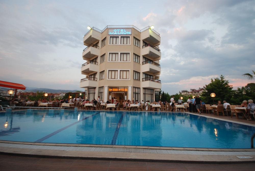 Malhun Hotel Фетие Екстериор снимка