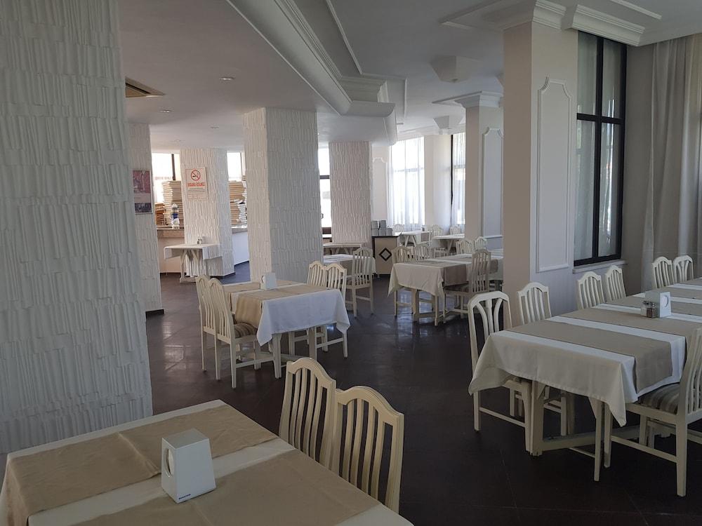 Malhun Hotel Фетие Екстериор снимка