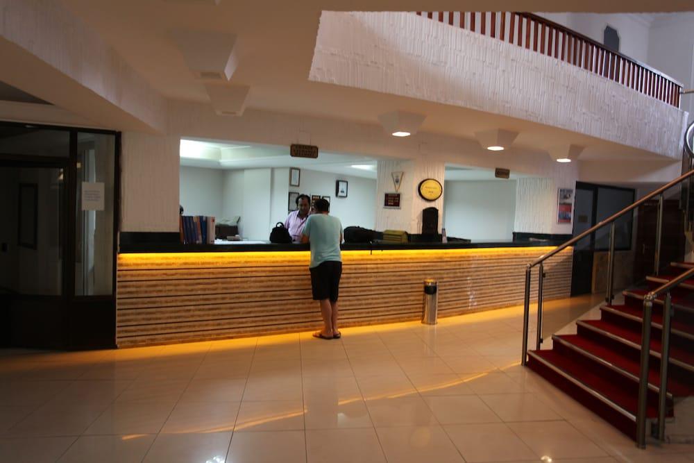 Malhun Hotel Фетие Екстериор снимка