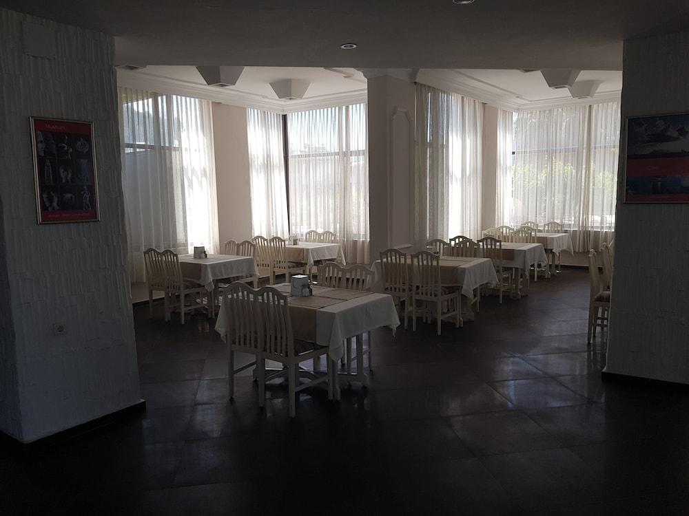 Malhun Hotel Фетие Екстериор снимка