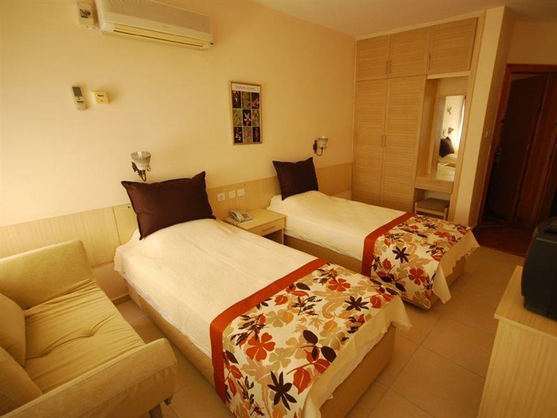Malhun Hotel Фетие Екстериор снимка